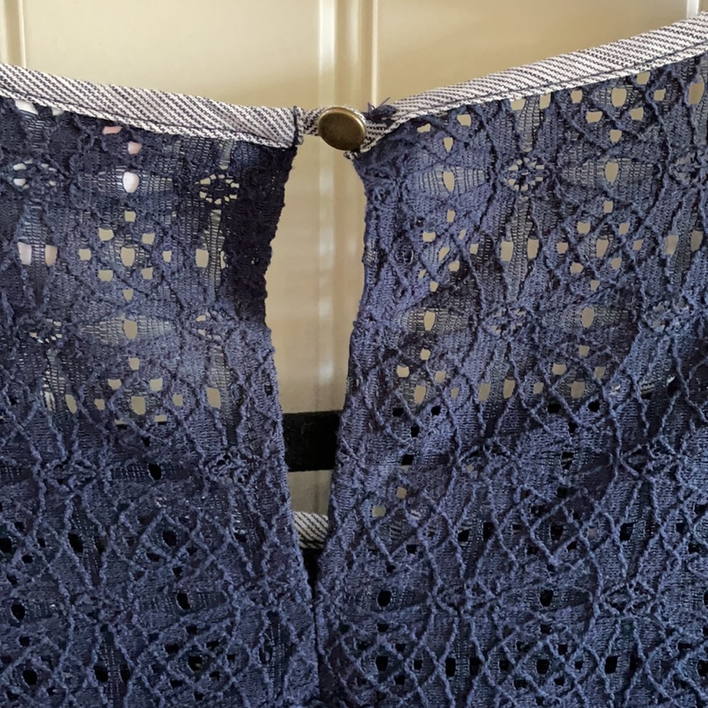 Liz Lange maternity crochet top tank NWT XS - Picture 5 of 7